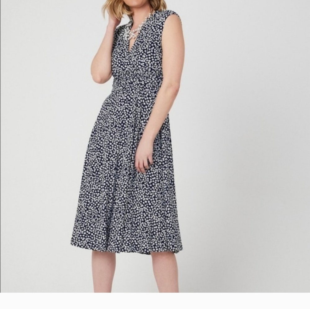 Jessica Howard Navy and White Floral Sleeveless Dress Size 10